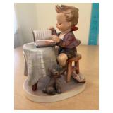 Hummel Goebel figurine Little Book Keeper 4 1/2"