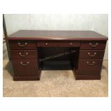 Large wood (cherry?) executive desk w/ 5 d