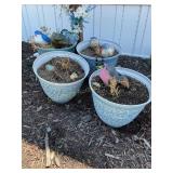 4 flower pots 8 1/2" x 12ï¿½ concrete & ceramic