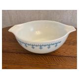 Pyrex Cinderella mixing bowl, 2.5 qt, #443