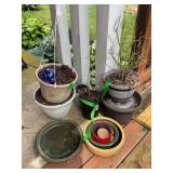Misc planters plastic & ceramic