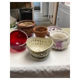 6 flower pots 5" tallest