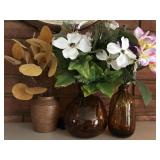3 vases tallest 6",,battery lights,florals