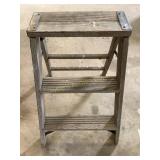 Werner Wooden step ladder, 22' (NO shipping)