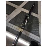 Syncro salomon serie 5.5 snow skis 63' & poles