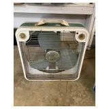 Box fan, 22x22, works (NO shipping)