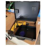 Dewalt drill, cord shows wear, 3/8'  w/case