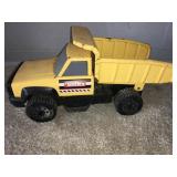 2012 Hasbro Tonka toy truck 14'l