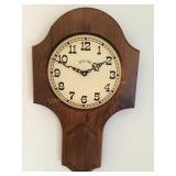 Bulova wood wall clock, battery operated 20' x