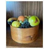Wood fruit bowl 4.5' x 10' dia w/ wooden, c