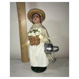 Byersï¿½ Choice Caroler- 9'H Williamsburg girl