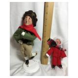 2 Byers Choice Carolers, The Skaters, tallest