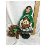 Byers Choice Caroler, Irish girl Caroler