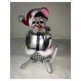 Annalee Mobilitee Doll Gift Giver Mouse 6'