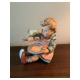 Goebel Hummel figurine, True Friendship, 1976,