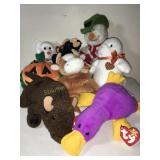 8 Beanie Babies, etc