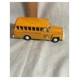 Tootle toy bus, 5'L