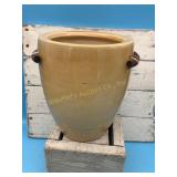Norcale New England pottery vase/jug, 8'H,