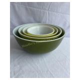 Pyrex Green, yellow nesting bowls