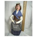 Byers Choice, female caroler, Crys of London,