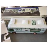 Hess recreational van, NIB, 11'