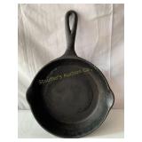 Case iron skillet, #5, no brand 8' dia.