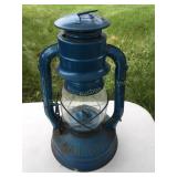 Dietz air pilot lantern, 7.25x13'