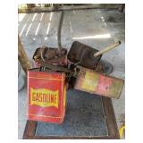 4  metal gas cans, 1 gallon (no shipping)