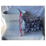 Metal laundry bucket 13x10' & king sheets,