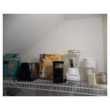 Blender, chopper, Popcorn popper, toaster, etc.