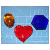 3 Paper Weights 1 is genuine Alabaster