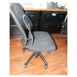 Adjustible Office Chair w/back support