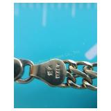 Gold bracelet 6 7/8", makred 18K Italy on clasp,