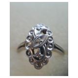 White gold 10K Ring size 6 1/4, which diamond