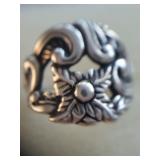 Silver design ring marked 925, size 8 1/2, weight