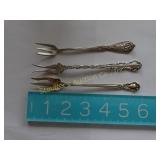 3 Small forks marked sterling