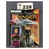 Star Trek Voyager - Captain Kathryn Janeway