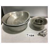 ALUMINUM PANS, FUNNEL