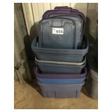 7 MEDIUM TOTES WITH LIDS