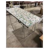 FOLDING METAL TABLE