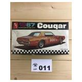 AMT 1/25 Scale Model - 1967 Cougar Hardtop