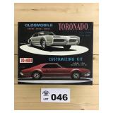 Jo-Han 1/25 Scale Model - Oldsmobile Toronado