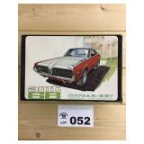 AMT 1/25 Scale Model - 1968 Cougar XR7