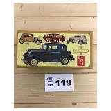 AMT 1/25 Scale Model - 1932 Ford Victoria