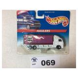 HOT WHEELS HAULERS - GOOD N PLENTY