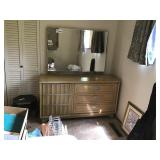 VINTAGE BLONDE DRESSER VINTAGE BLONDE DRESSER