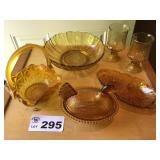 AMBER GLASS WARE, HEN ON NEST AMBER GLASS WARE, HEN ON NEST