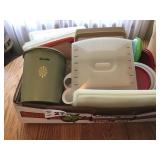 TUPPERWARE TUPPERWARE