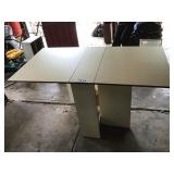 FOLDABLE CUTTING TABLE FOLDABLE CUTTING TABLE