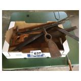 PRY BARS, SAWS, PICK AX HEAD PRY BARS, SAWS, PICK AX HEAD